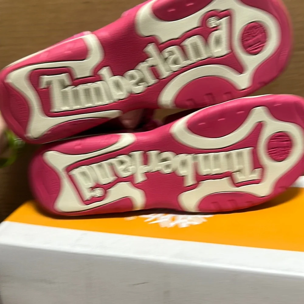 TIMBERLAND ADVENTURE SEEKER SANDAL: PINK: NEW IN BOX: SIZE 6